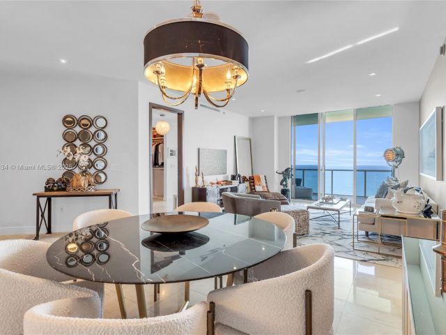 Apartment for rent  Unit #4202 - photo 5774553