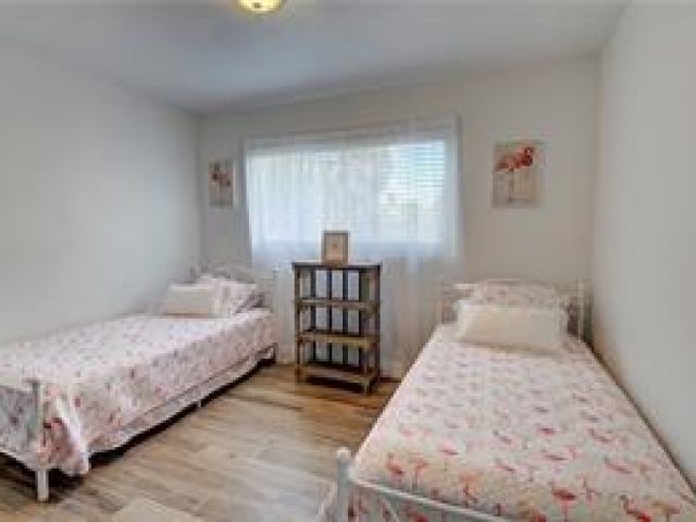 Home for rent at 10 S Swinton Cir - photo 6058402