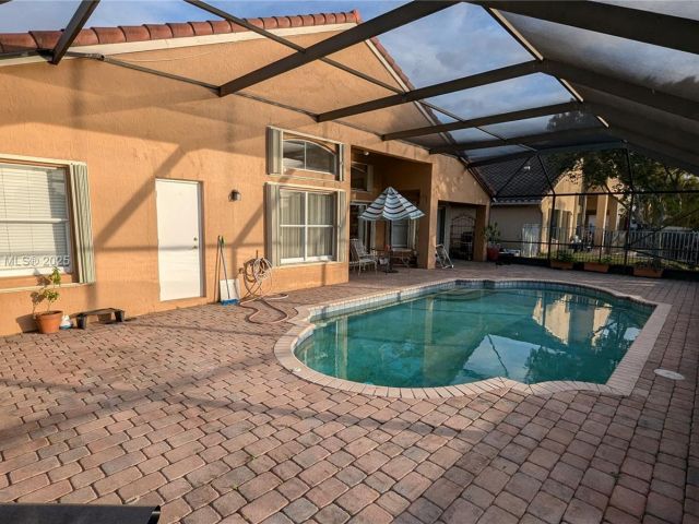 Home for sale at 760 SW 190th Ave - photo 6100518