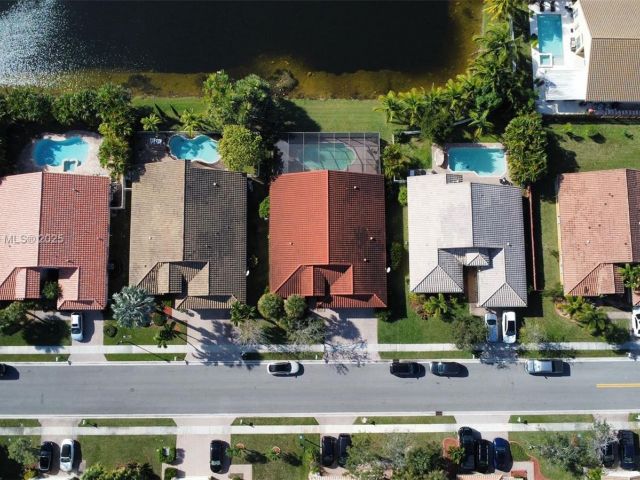 Home for sale at 760 SW 190th Ave - photo 6100521