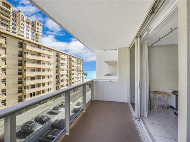 Apartment for sale  Unit #409 - photo 5903930