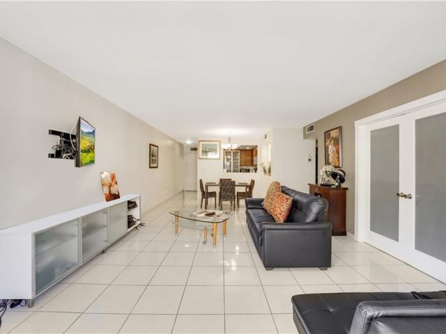 Apartment for sale  Unit #409 - photo 5903931