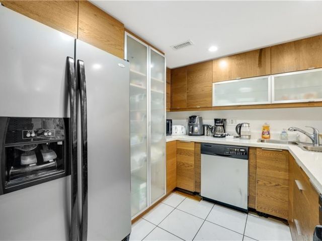 Apartment for sale  Unit #409 - photo 5903937