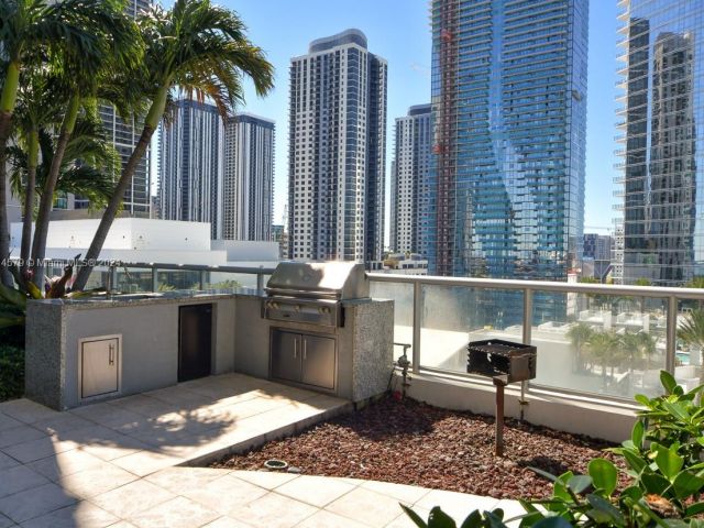 Apartment for sale  Unit #2511 - photo 5634920