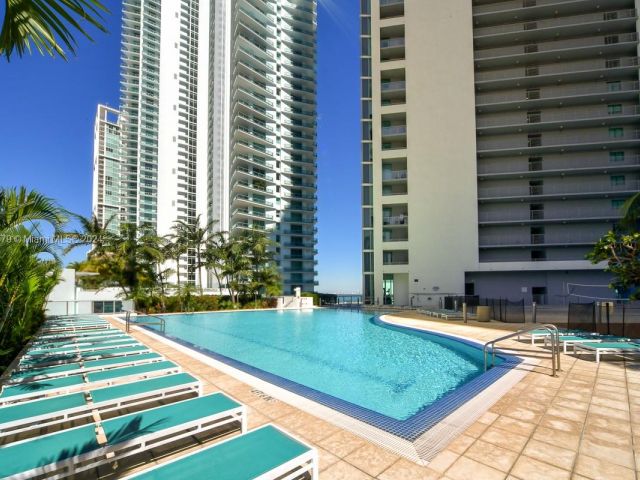 Apartment for sale  Unit #2511 - photo 5634926