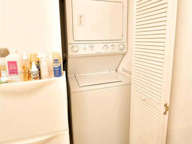 Apartment for sale  Unit #2511 - photo 5634930