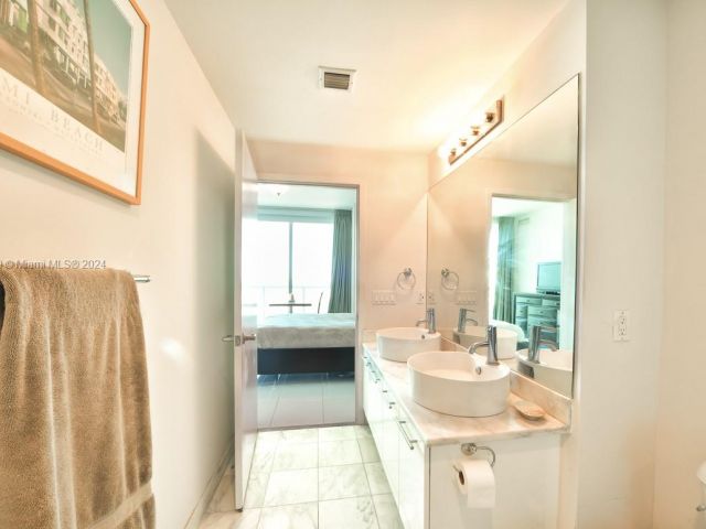 Apartment for sale  Unit #2511 - photo 5634931