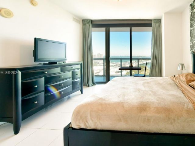 Apartment for sale  Unit #2511 - photo 5634933