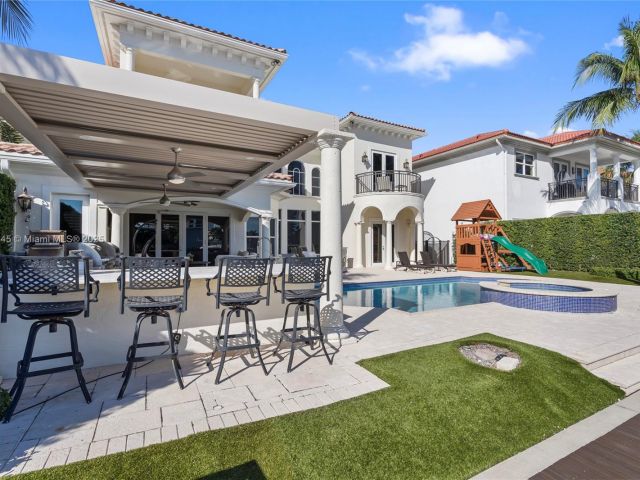 Home for rent at 1555 Windjammer Way - photo 5711357