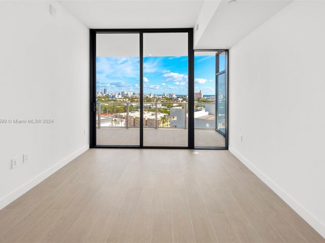 Apartment for sale  Unit #1108 - photo 5693636