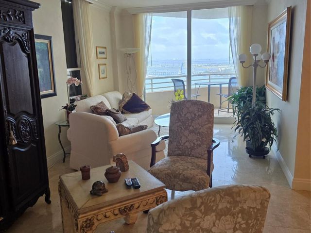 Apartment for sale  Unit #2110 - photo 5744657