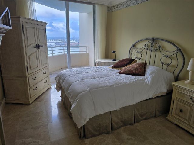 Apartment for sale  Unit #2110 - photo 5744672