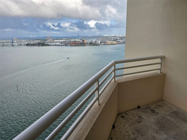 Apartment for sale  Unit #2110 - photo 5744674