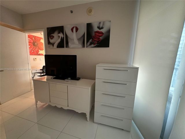 Apartment for sale  Unit #3204 - photo 5613985