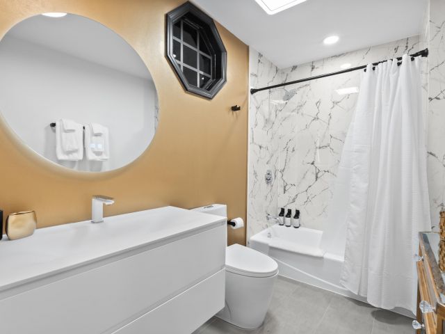 Home for rent at 516 Royal Plaza Drive - photo 6233994