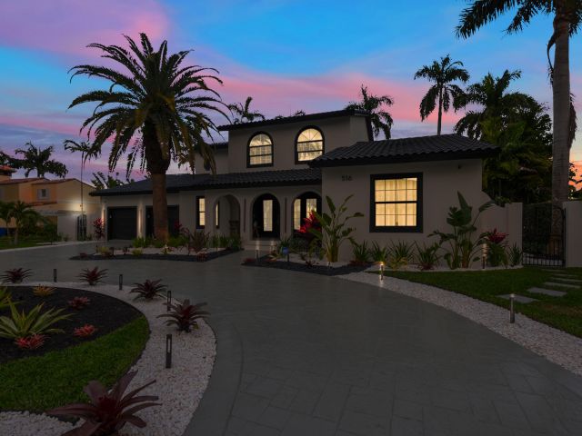 Home for rent at 516 Royal Plaza Drive - photo 6234003