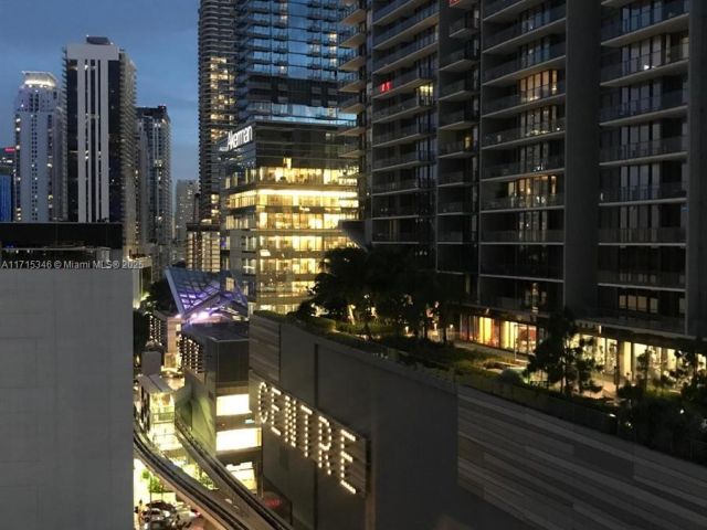 Apartment for sale  Unit #1703 - photo 5619194