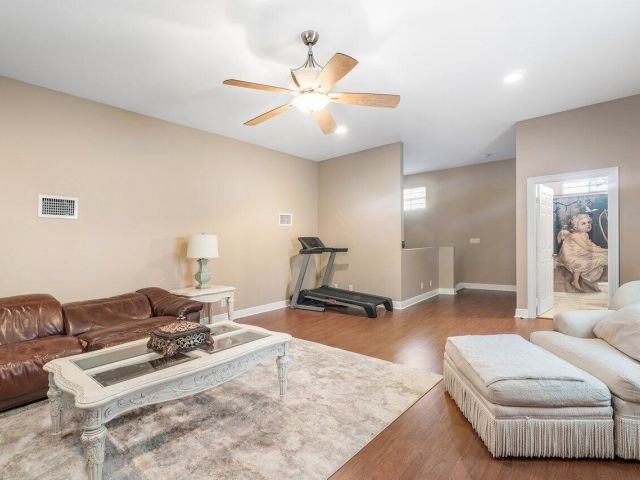 Home for rent at 11538 Persimmon Boulevard - photo 6506527