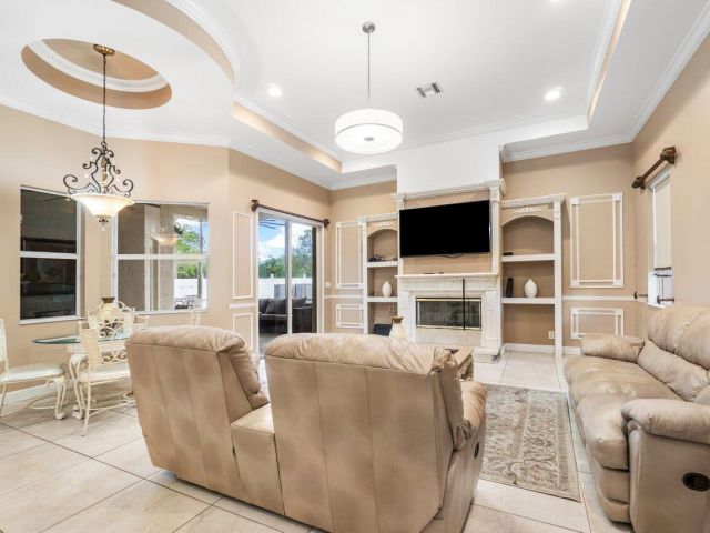 Home for rent at 11538 Persimmon Boulevard - photo 6506529