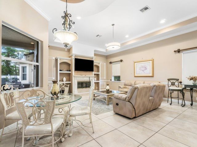 Home for rent at 11538 Persimmon Boulevard - photo 6506535