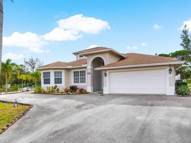 Home for rent at 11538 Persimmon Boulevard - photo 6506545