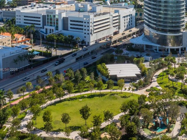 Apartment for sale  Unit #1608 - photo 5693202