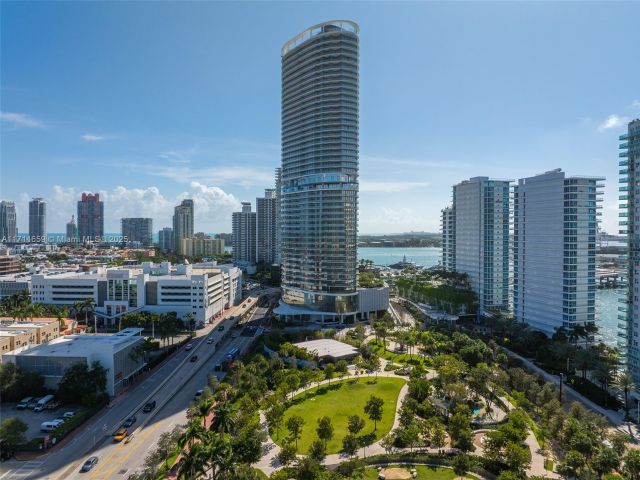 Apartment for sale  Unit #1608 - photo 5693203