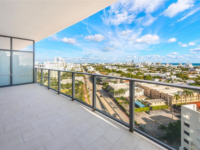 Apartment for sale  Unit #1608 - photo 5693205