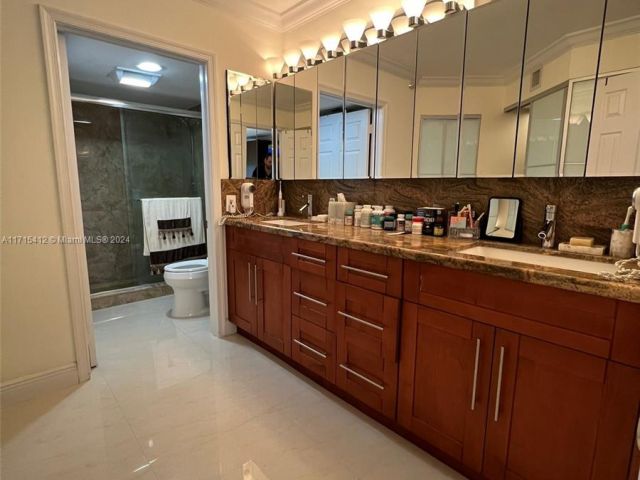 Apartment for sale  Unit #1215 - photo 5689915