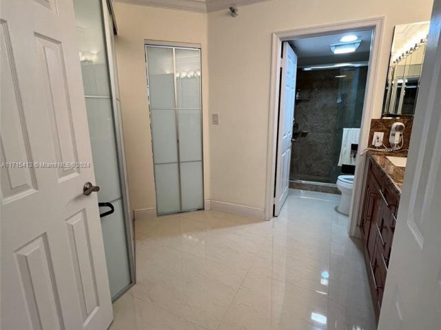 Apartment for sale  Unit #1215 - photo 5689916