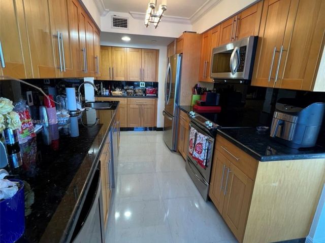 Apartment for sale  Unit #1215 - photo 5689924