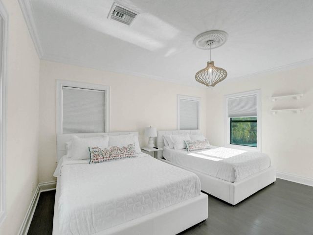 Home for rent at 614 POINCIANA - photo 5760928