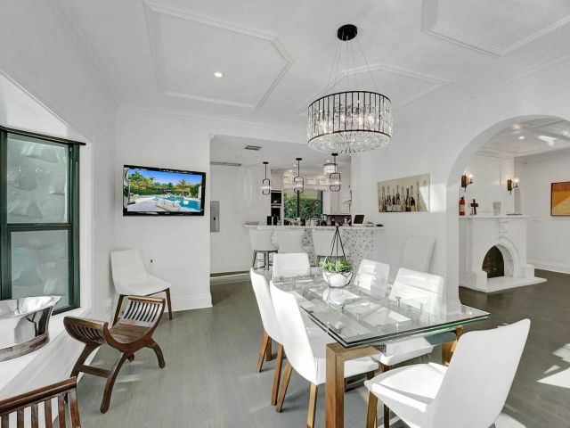 Home for rent at 614 POINCIANA - photo 5760935