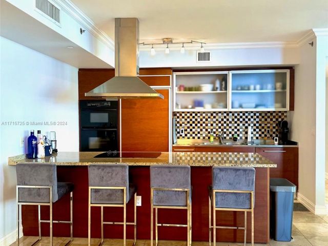 Apartment for rent  Unit #3310 - photo 6702072