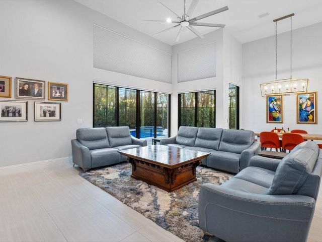 Home for sale at 17607 Bocaire Place - photo 6016575