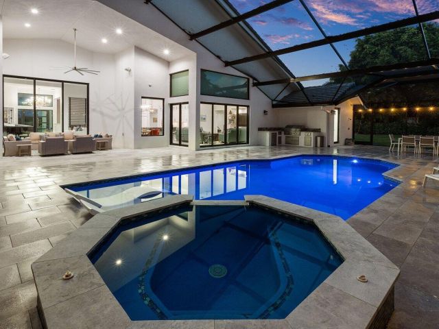 Home for sale at 17607 Bocaire Place - photo 6016583