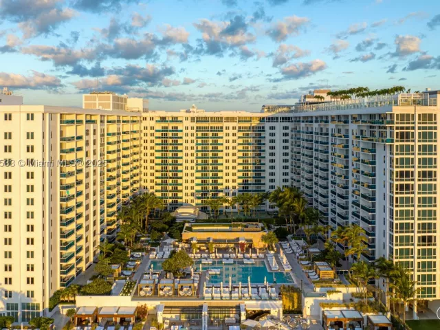 3-bedroom condo for rent in Miami Beach - 102 24th St 1540 - MondialRealty