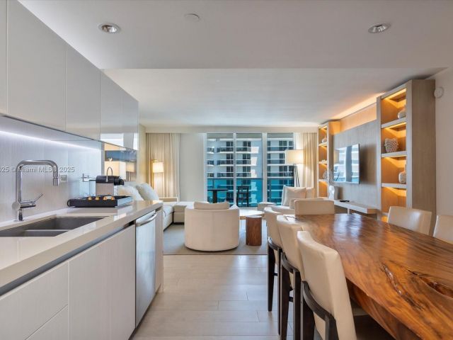 Apartment for rent  Unit #1413 - photo 6230713