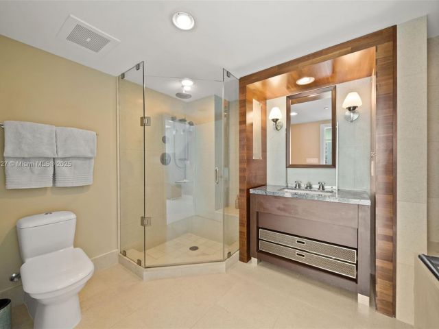 Apartment for sale  Unit #1214 - photo 5683727