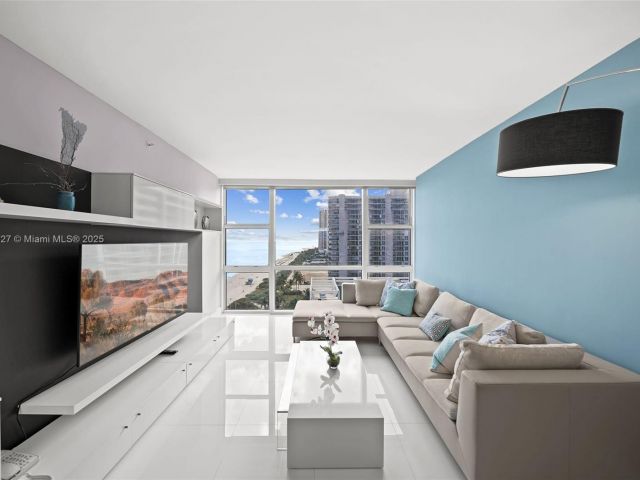 Apartment for sale  Unit #1214 - photo 5683736