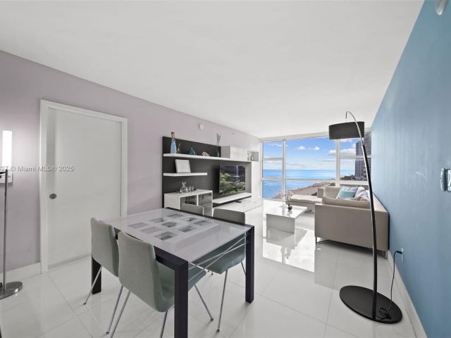 Apartment for sale  Unit #1214 - photo 5683737