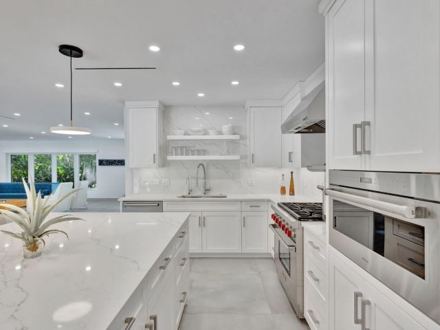 Home for sale at 41 S COMPASS DR - photo 6114064