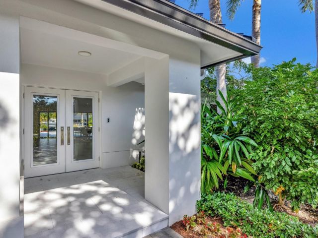 Home for sale at 41 S COMPASS DR - photo 6114065