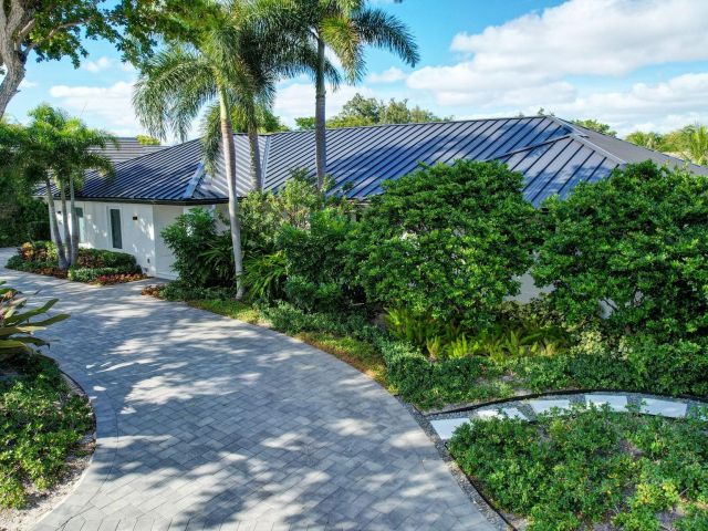 Home for sale at 41 S COMPASS DR - photo 6114070