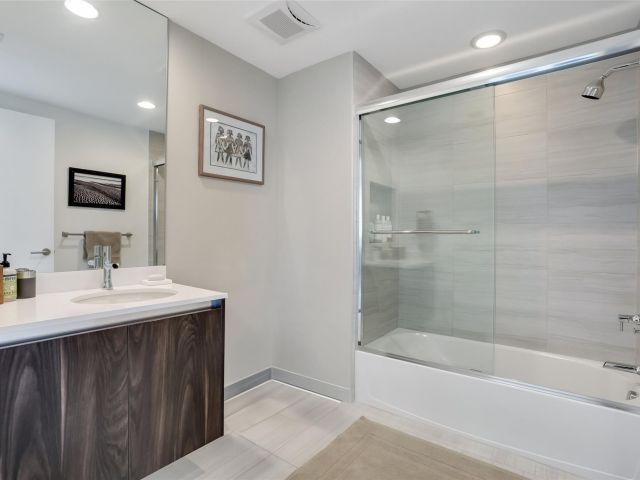 Apartment for sale  Unit #1203 - photo 5713108