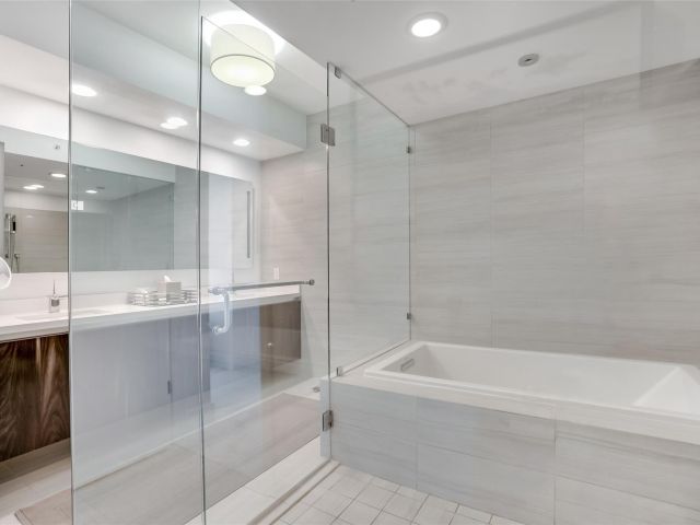 Apartment for sale  Unit #1203 - photo 5713110