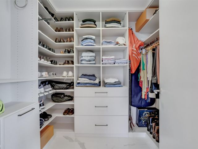 Apartment for sale  Unit #1203 - photo 5713111