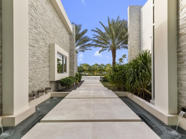 Home for sale at 7810 S Flagler Drive - photo 5751357