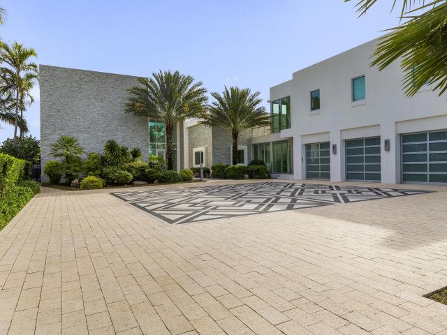 Home for sale at 7810 S Flagler Drive - photo 5751364