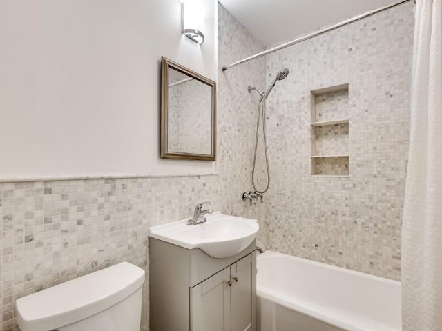 Home for sale at 540 NE 10th Ave - photo 5891505